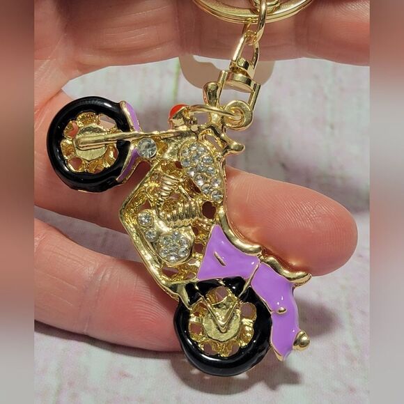 Austrian Crystal Motorcycle Keychain - Picture 3 of 12